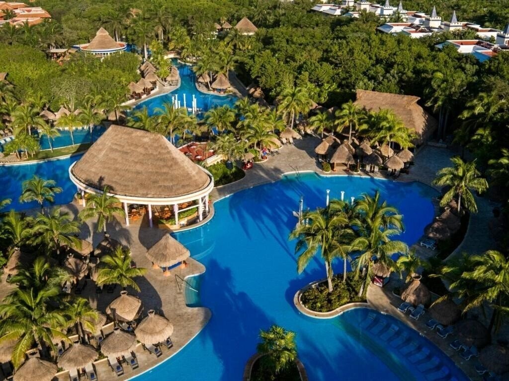 Фото Iberostar Waves Paraiso Beach 5*