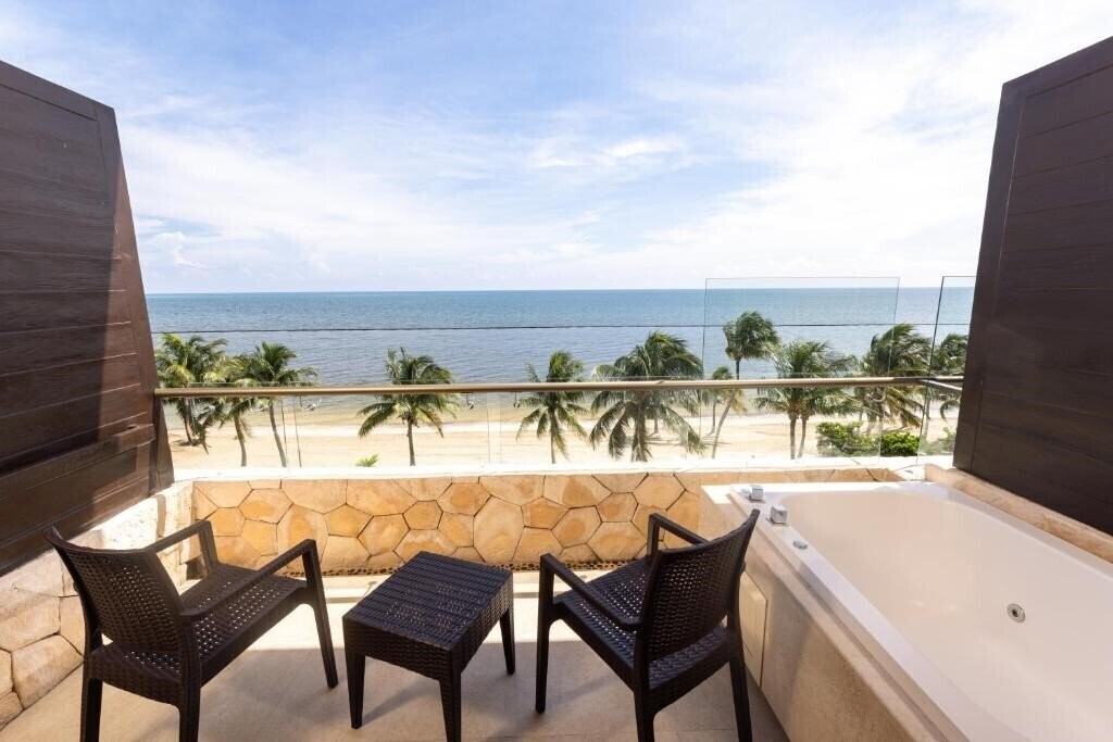 Изображение Royalton Hideaway Riviera Cancun 5*