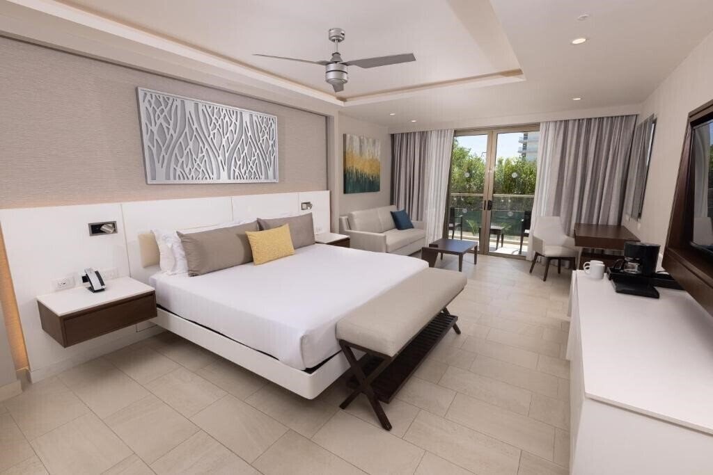 Картинка Royalton Hideaway Riviera Cancun 5*