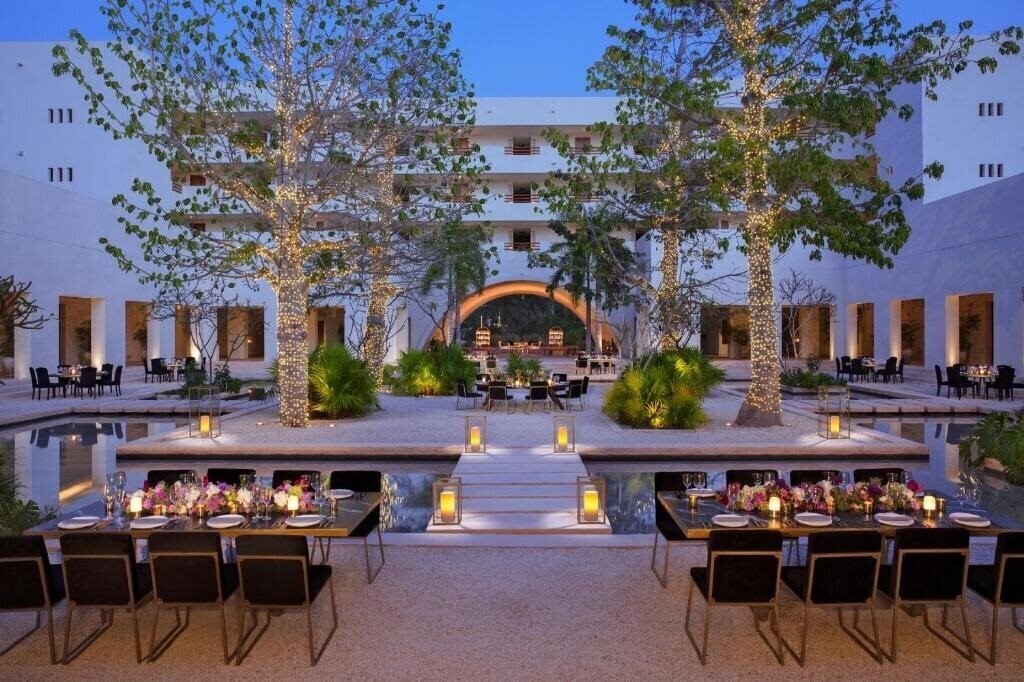 Фотографія Secrets Akumal Riviera Maya 5*