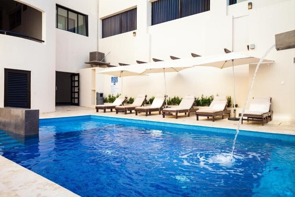 Изображение Hotel MX Portal Maya (ex. Aspira Hotel & Beach Club by Tukan, Aspira Hotel Playa del Carmen, Aspira Hotel & Beach Club) 4*