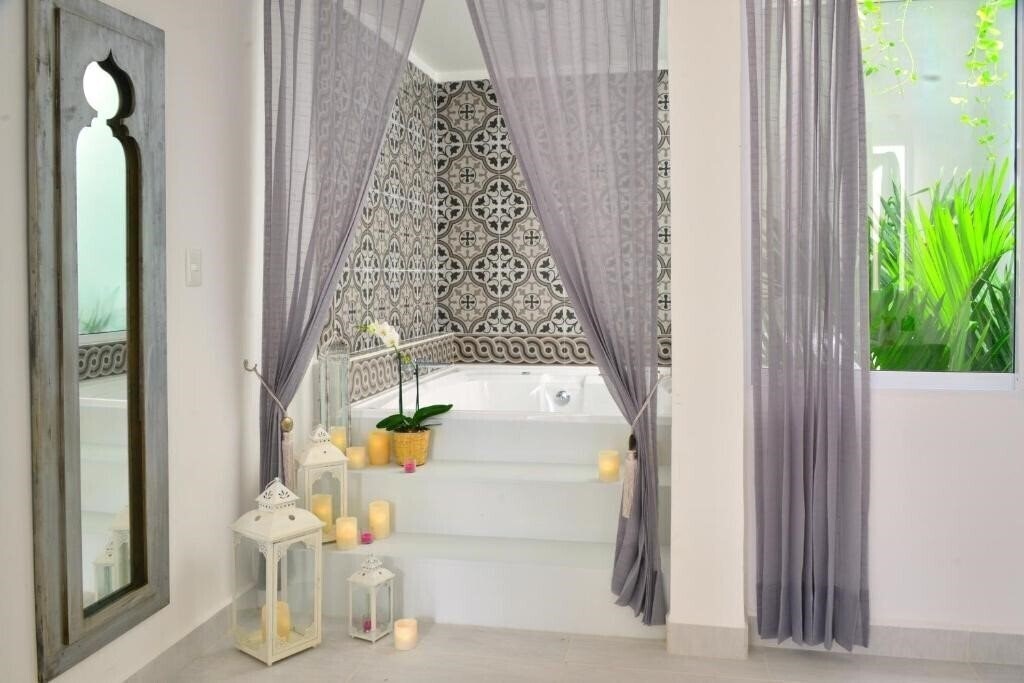 Фотографія Unic Design Hotel 4*