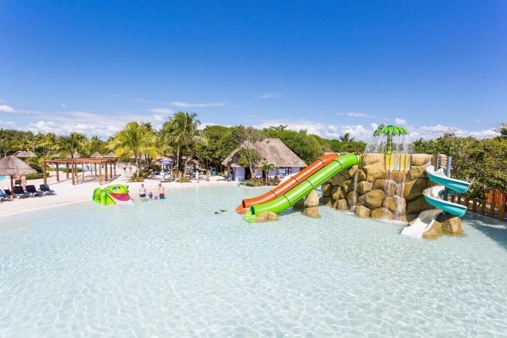 Фото Grand Palladium Kantenah Resort & SPA 5*