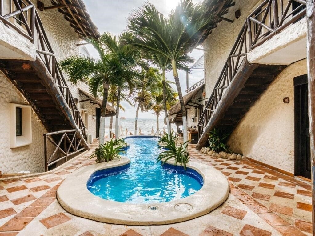 Отель Mimi Del Mar 3*