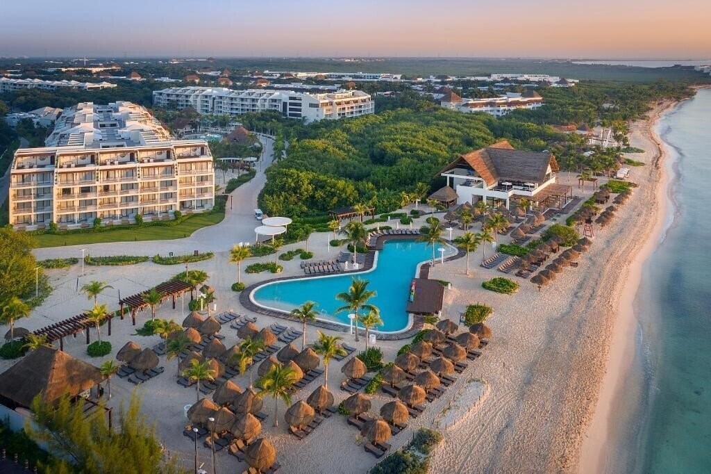 Готель Ocean Riviera Paradise 5*
