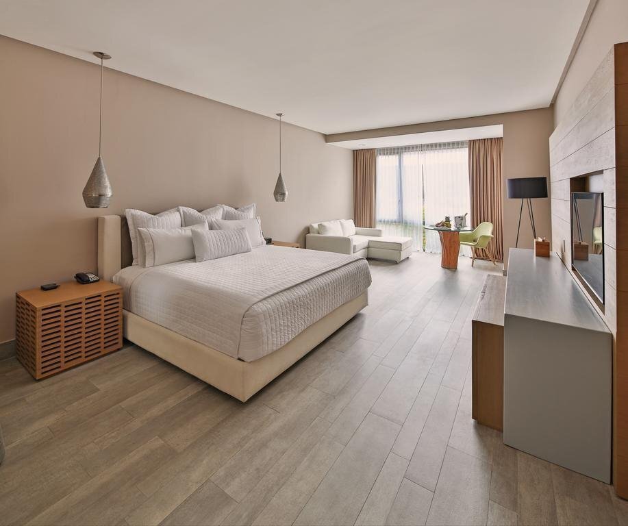 Фото Live Aqua Boutique Resort Playa Del Carmen 5*