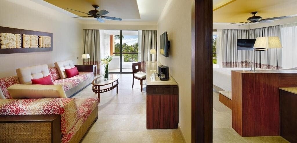 Картинка Barcelo Maya Beach Resort 5*