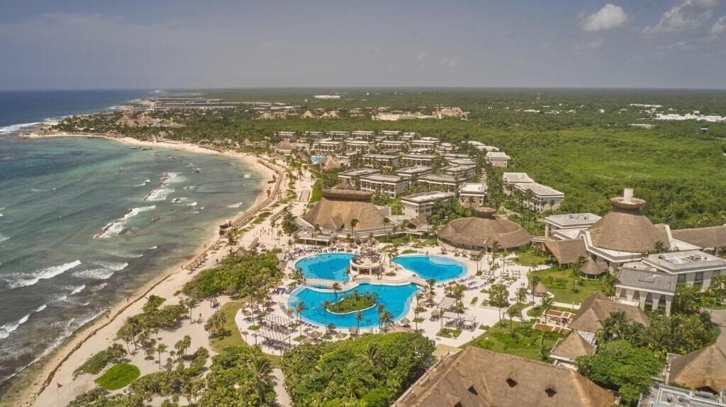 Отель Bahia Principe Grand Tulum 5*