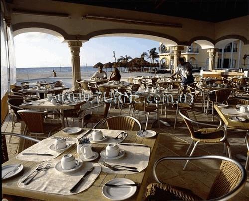 Готель The Royal Playa del Carmen 5*