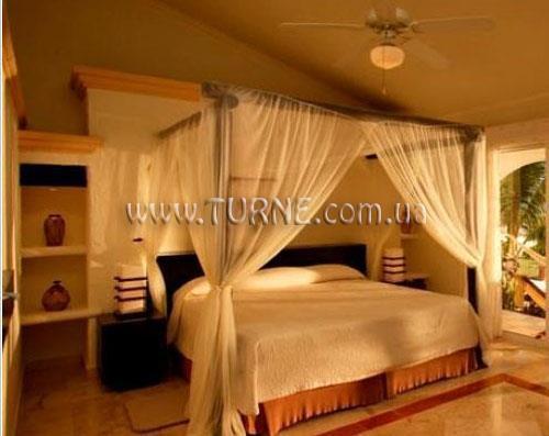 Готель El Dorado Seaside Suites 5*