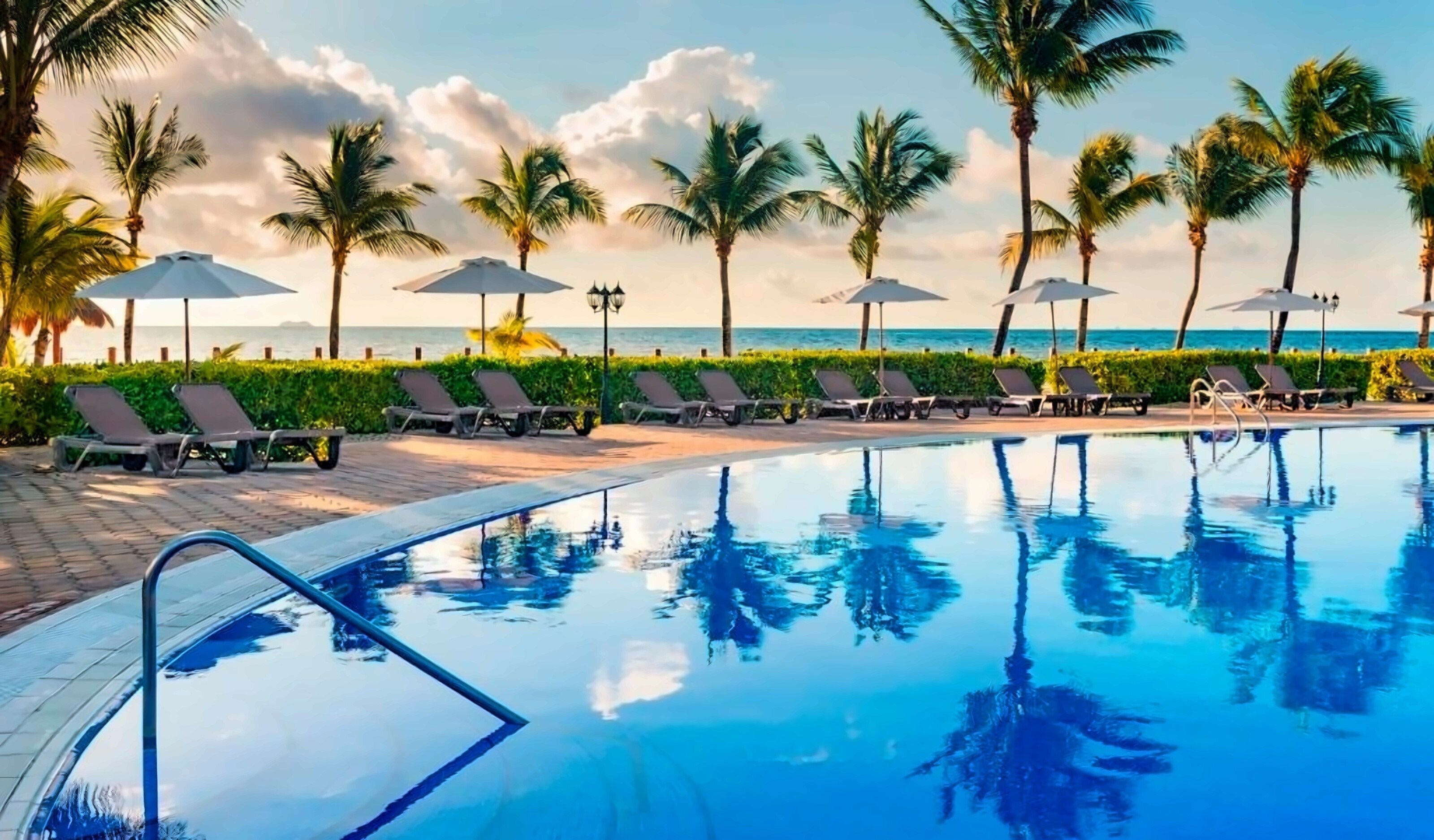 Картинка Ocean Maya Royale 5*