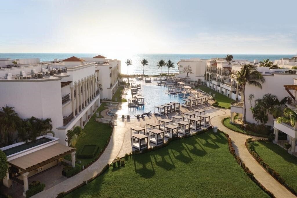 Готель Hilton Playa Del Carmen 5*