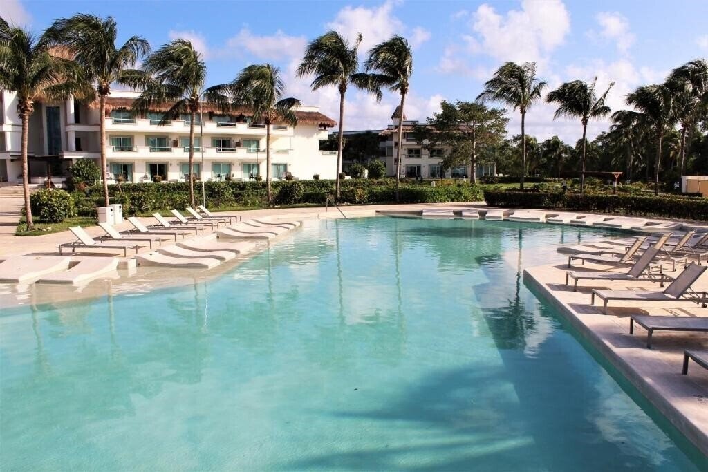 Фотографія Blue Bay Grand Esmeralda 5*