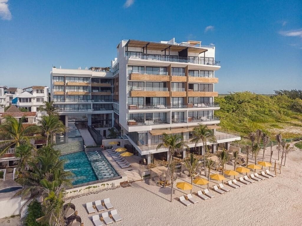 Картинка The Fives Oceanfront 5*