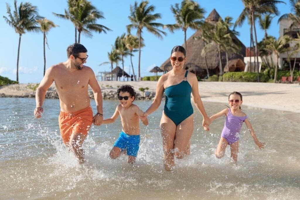 Готель Dreams Aventuras Riviera Maya 5*