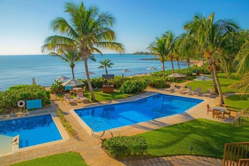 Отель Las Villas Akumal 4*