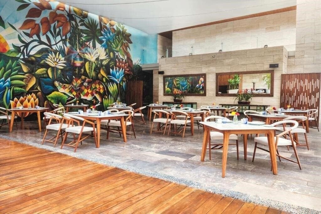 Изображение The Yucatan Resort Playa Del Carmen, All-Inclusive 5*