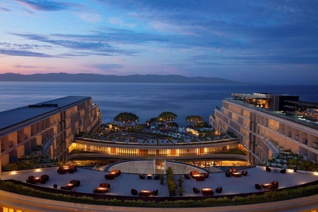 Отель Secrets Bahia Mita Surf & SPA 5*