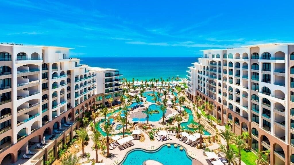 Готель Villa La Valencia Beach Resort & Spa Los Cabos 5*