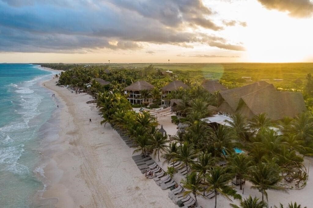 Отель Selina Los Lirios Tulum 2*