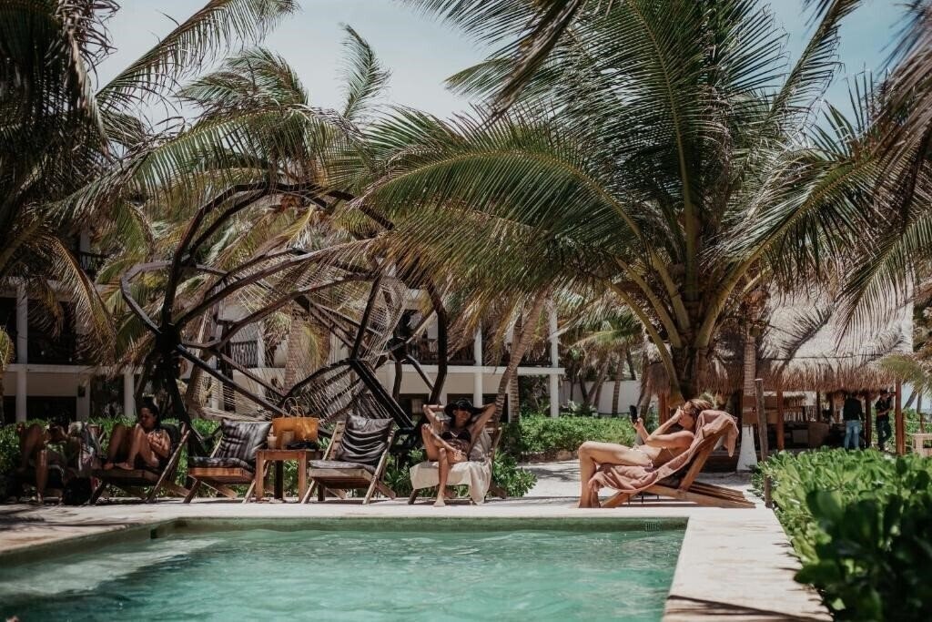 Фото Selina Los Lirios Tulum 2*