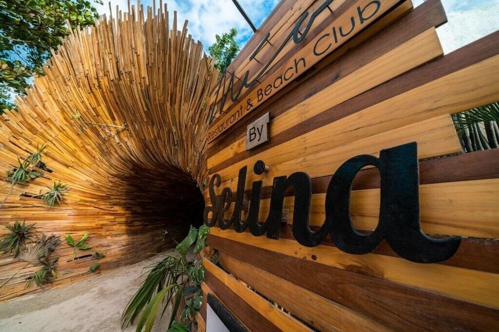 Изображение Selina Los Lirios Tulum 2*