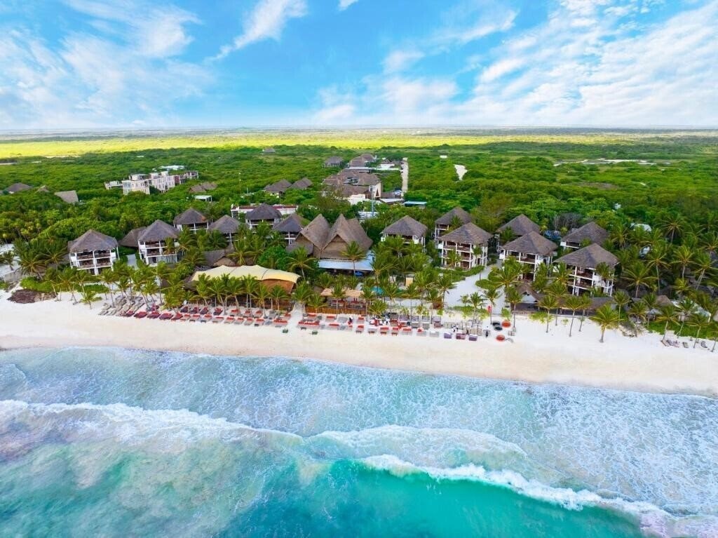 Отель Selina Tulum 3*