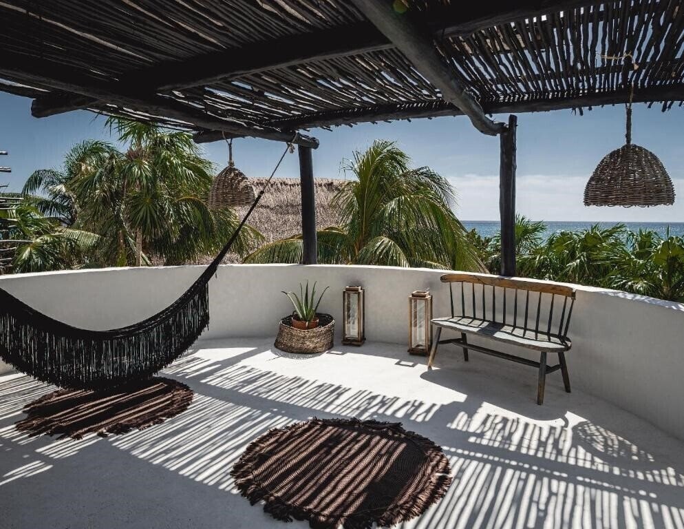 Картинка Nest 3*