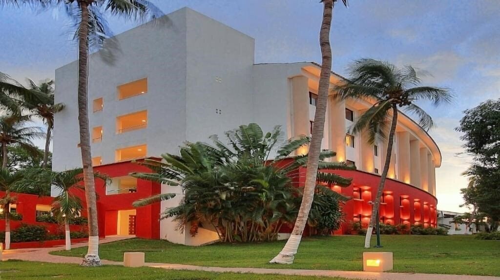 Фото Fiesta Inn Villahermosa Cencali 4*