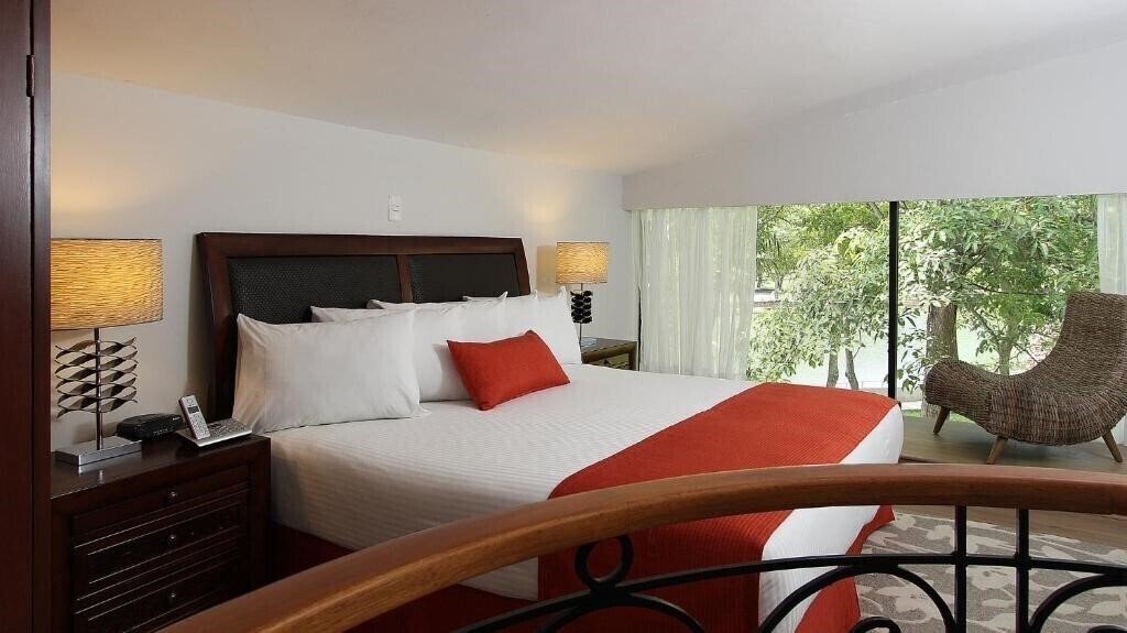 Фото Fiesta Inn Villahermosa Cencali 4*