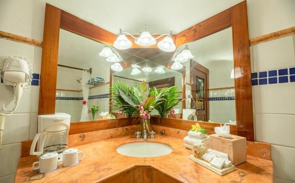 Фотографія The Lodge At Uxmal 4*
