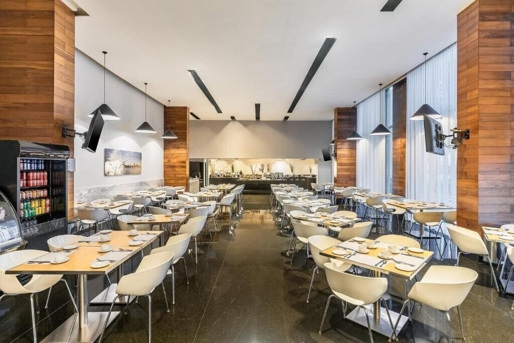 Фотографія Fiesta Inn Merida 4*