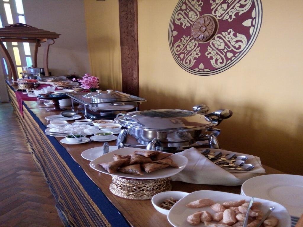 Фото Amazing Mandalay 3*