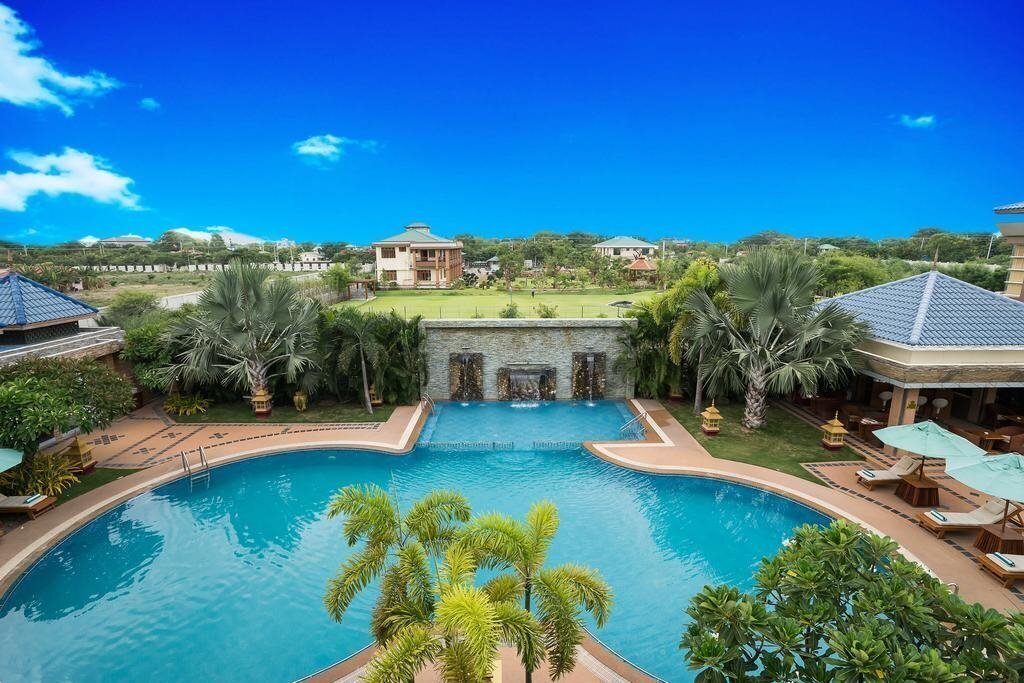 Фото Hotel Shwe Pyi Thar 4*