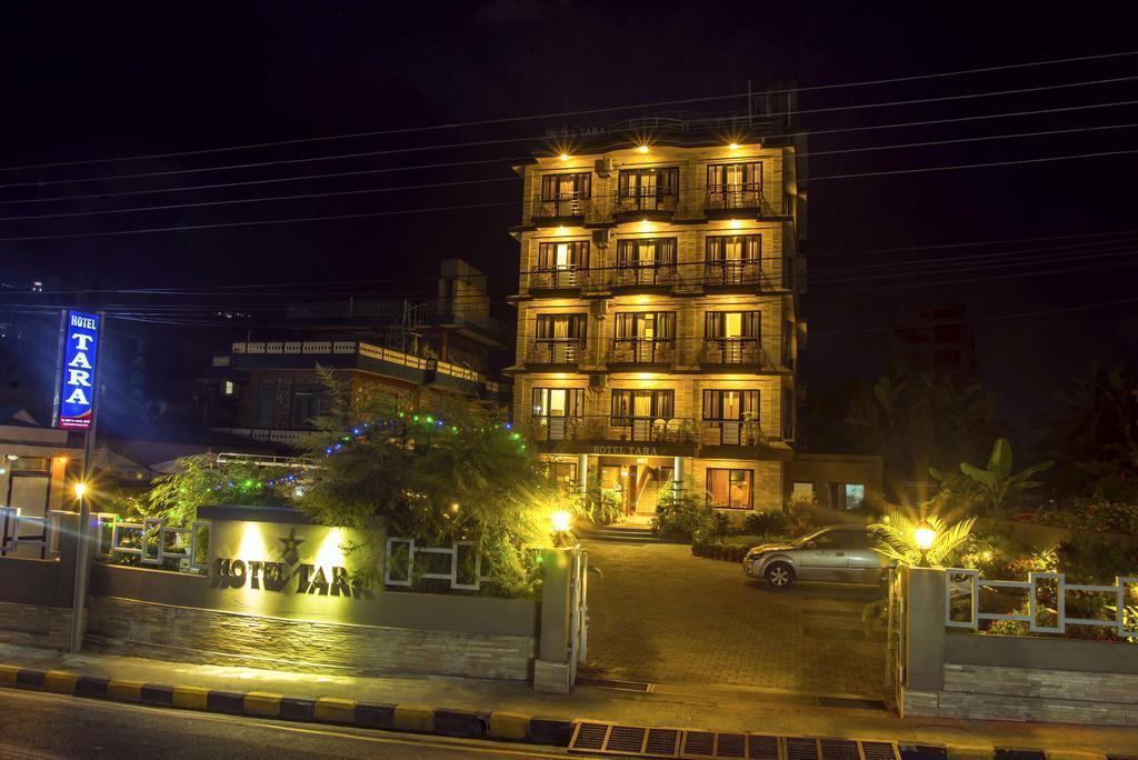 Отель Hotel Tara 3*