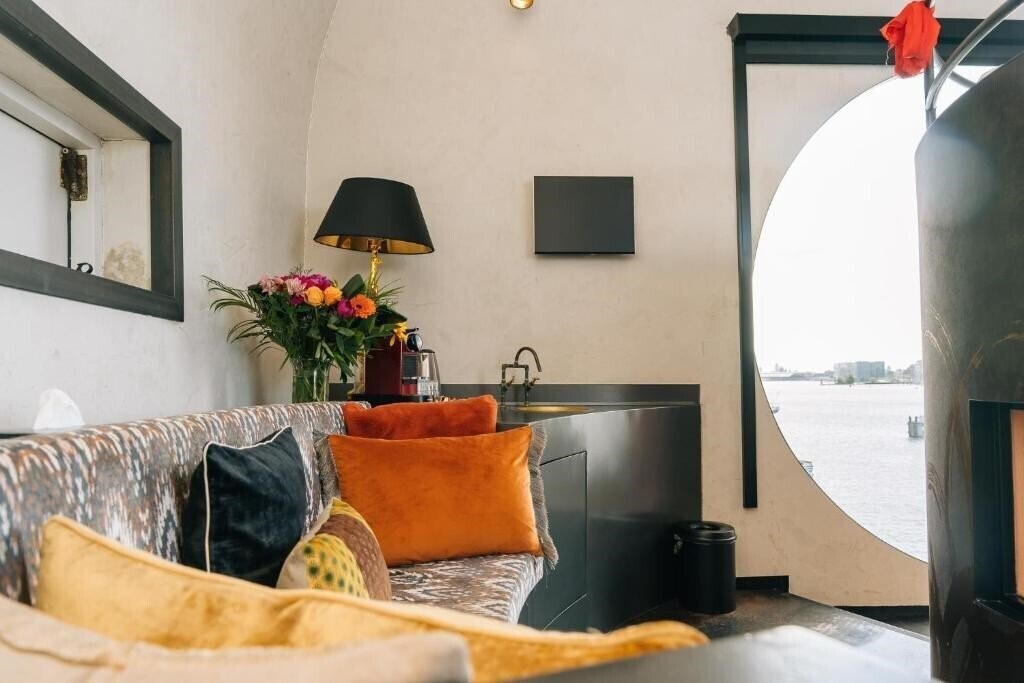 Картинка Amstel Botel 3*