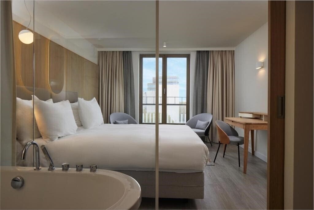 Отель Westcord Fashion Hotel Amsterdam 4*