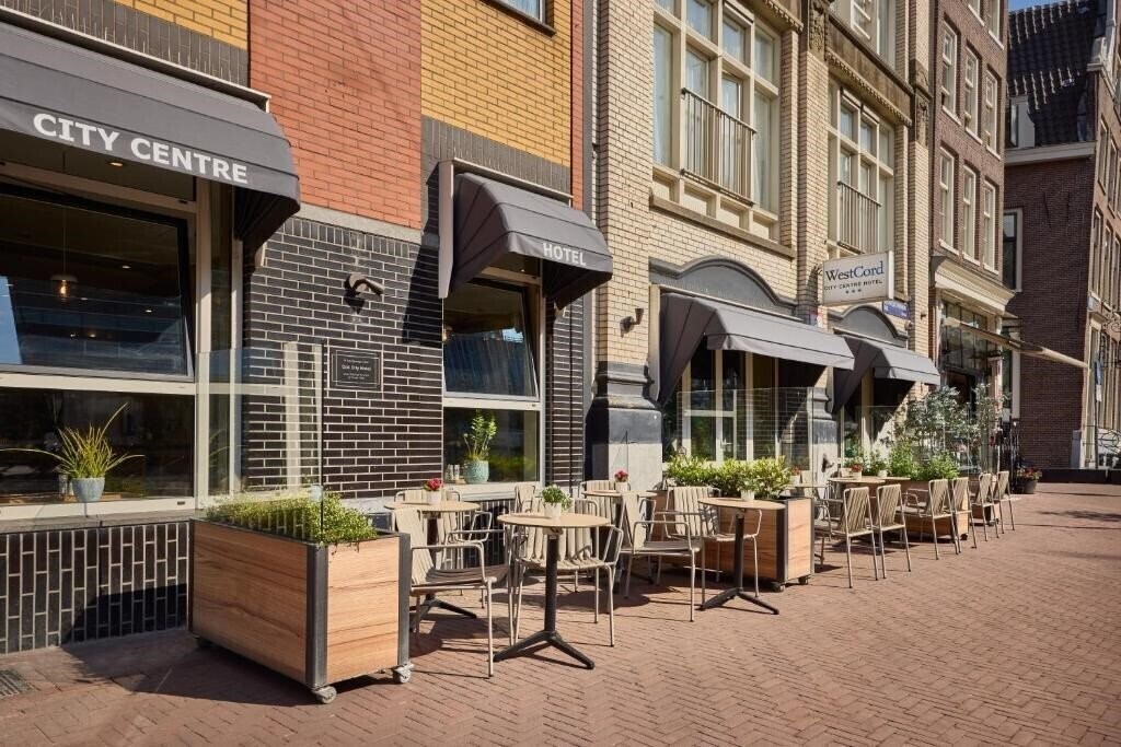 Готель Westcord City Centre 3*