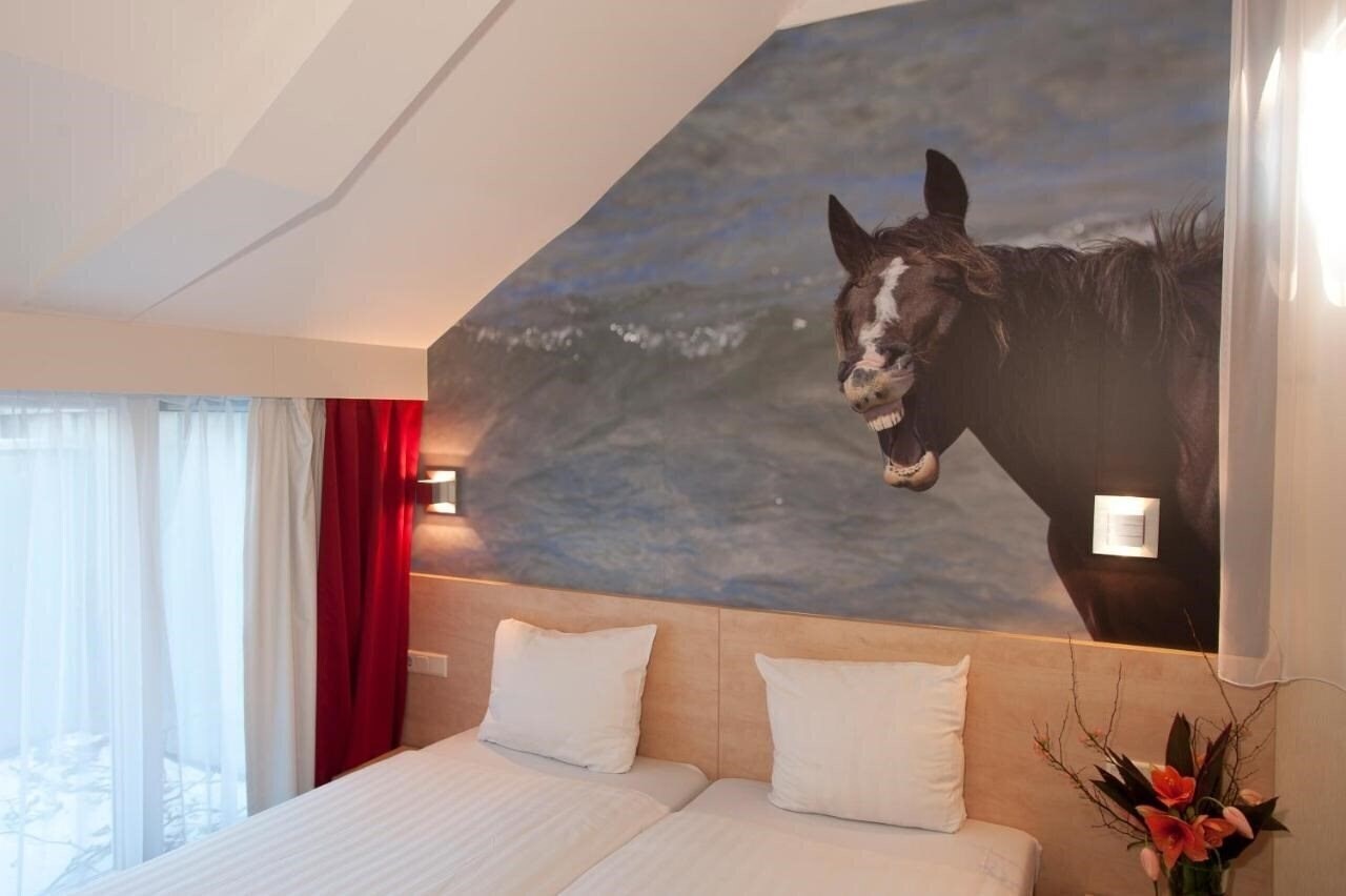 Зображення Iron Horse Leidse Square 3*