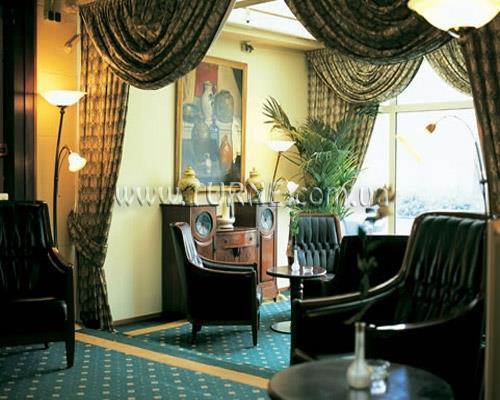 Зображення NH Schiller 4*