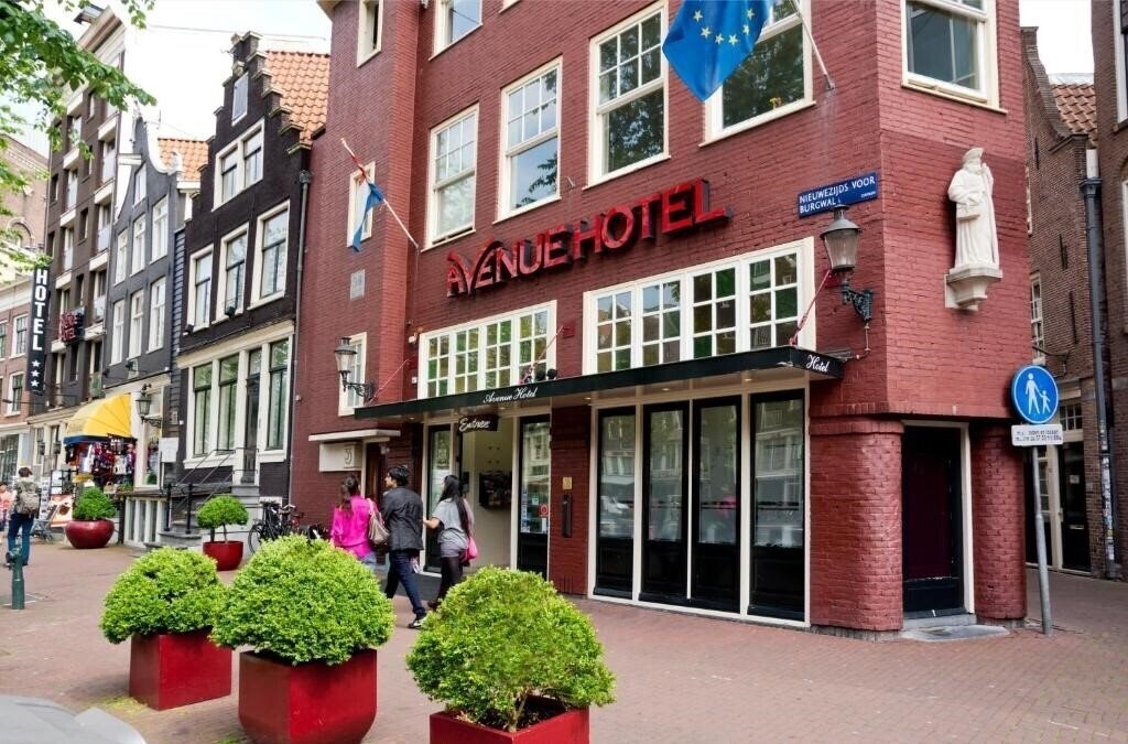 Готель Avenue 3*