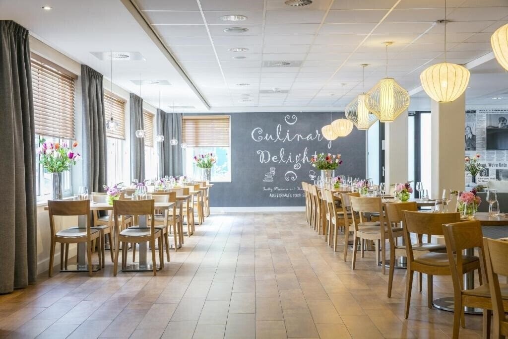 Зображення Holiday Inn Express Amsterdam - Schiphol 3*