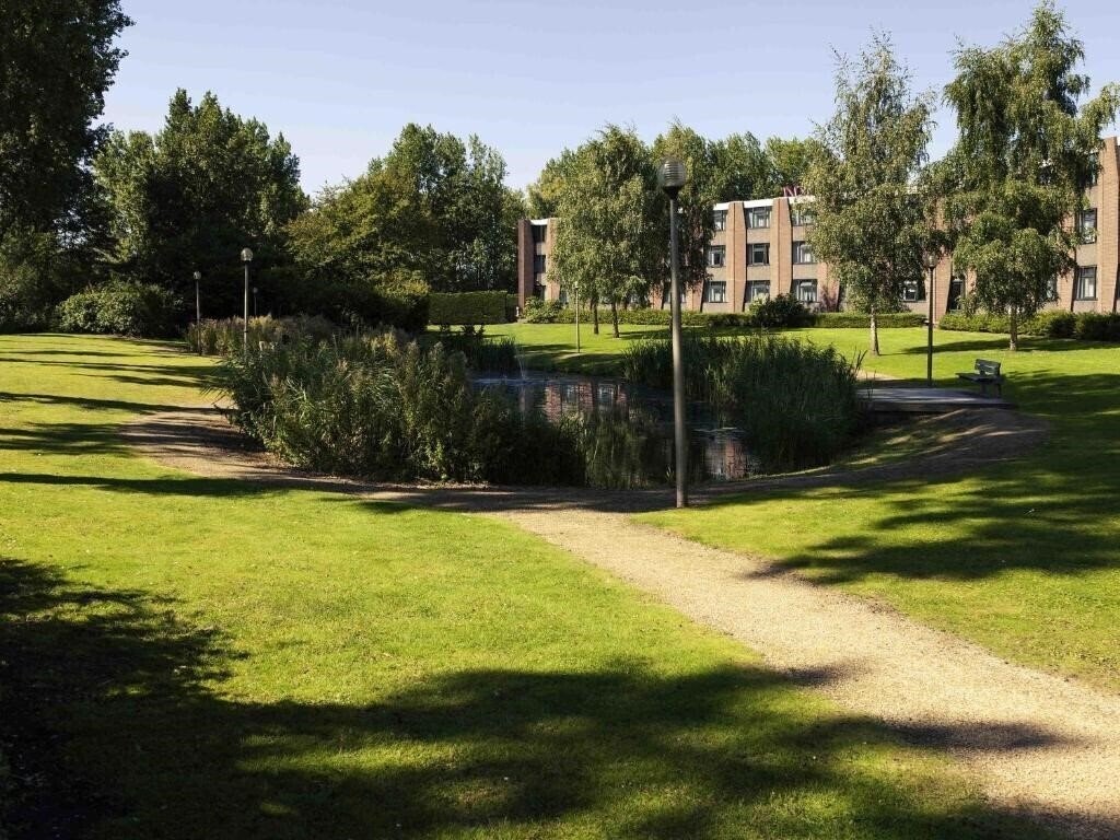 Готель Mercure Hotel Amsterdam Airport 4*