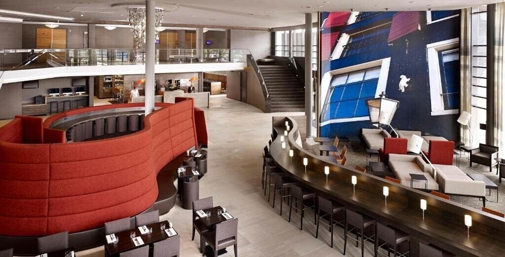 Фото Hyatt Place Amsterdam Airport 4*