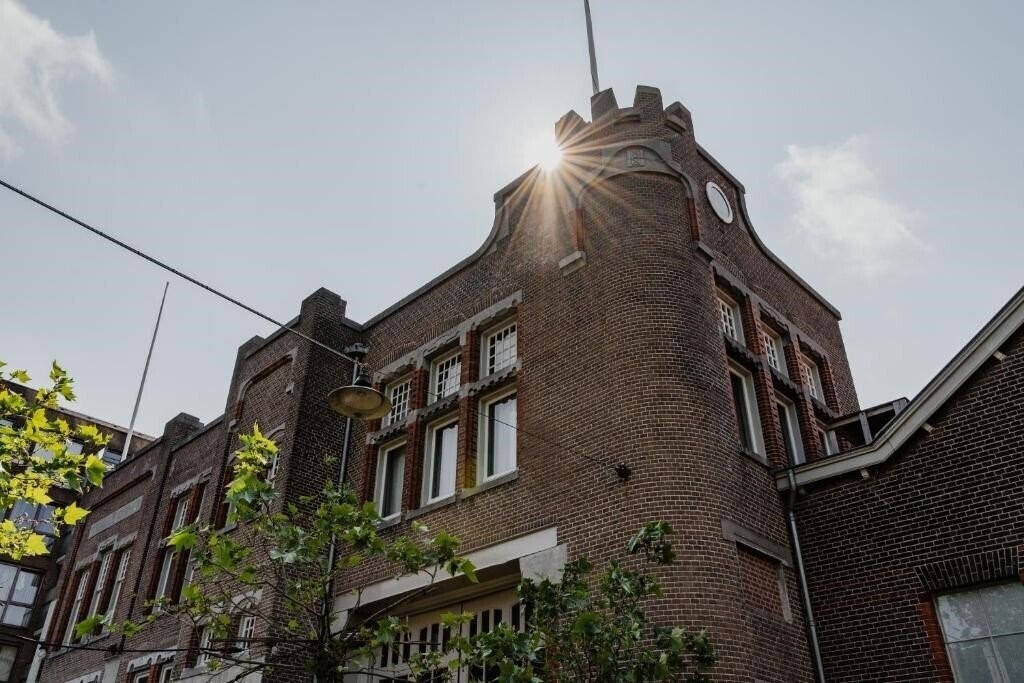 Изображение De Hallen 4*