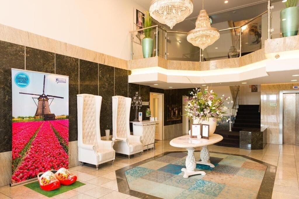 Фото Grand Hotel Amstelveen 4*