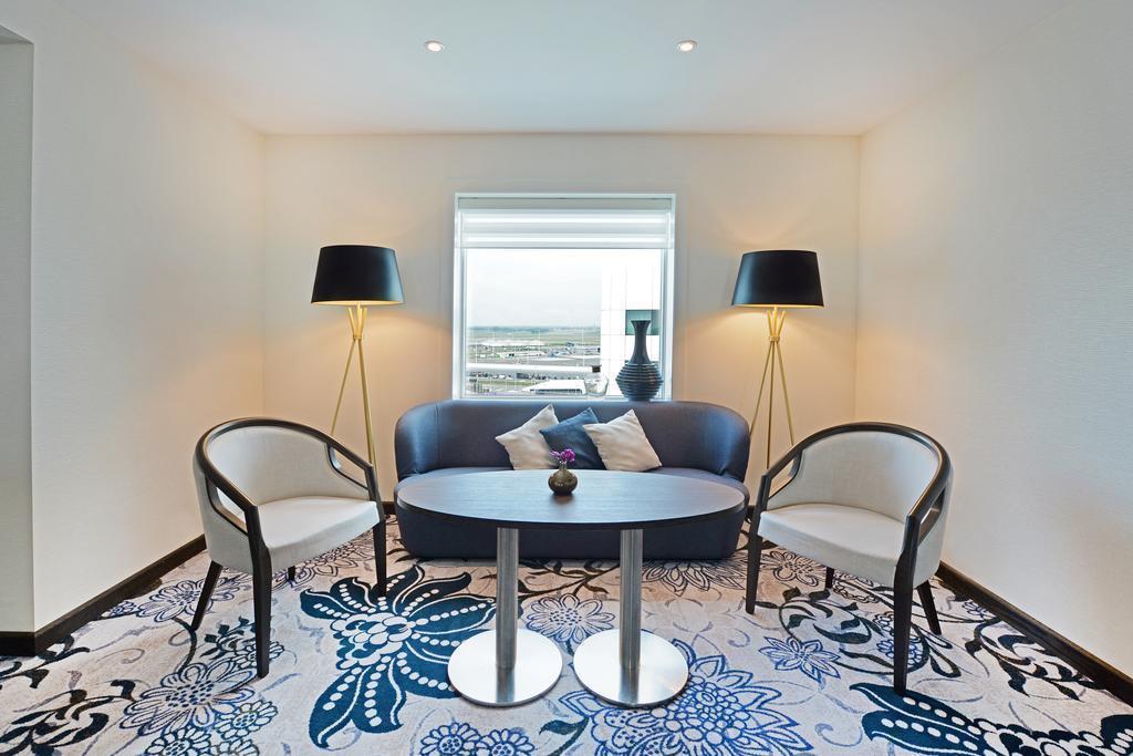 Фотографія Sheraton Amsterdam Airport Schiphol 4*