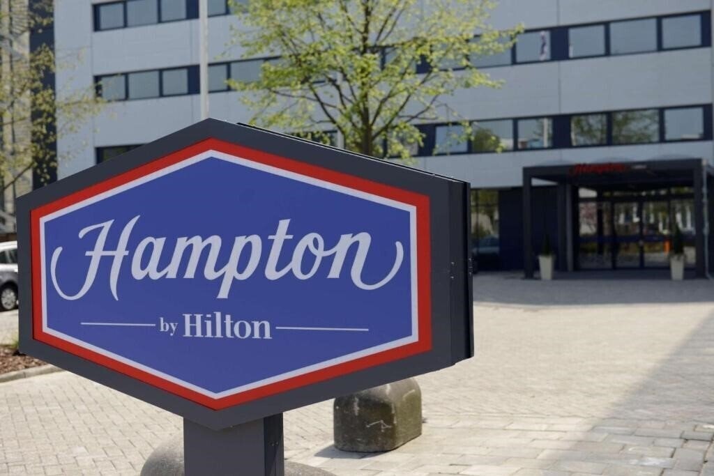 Готель Hampton By Hilton Amsterdam Airport Schiphol 3*