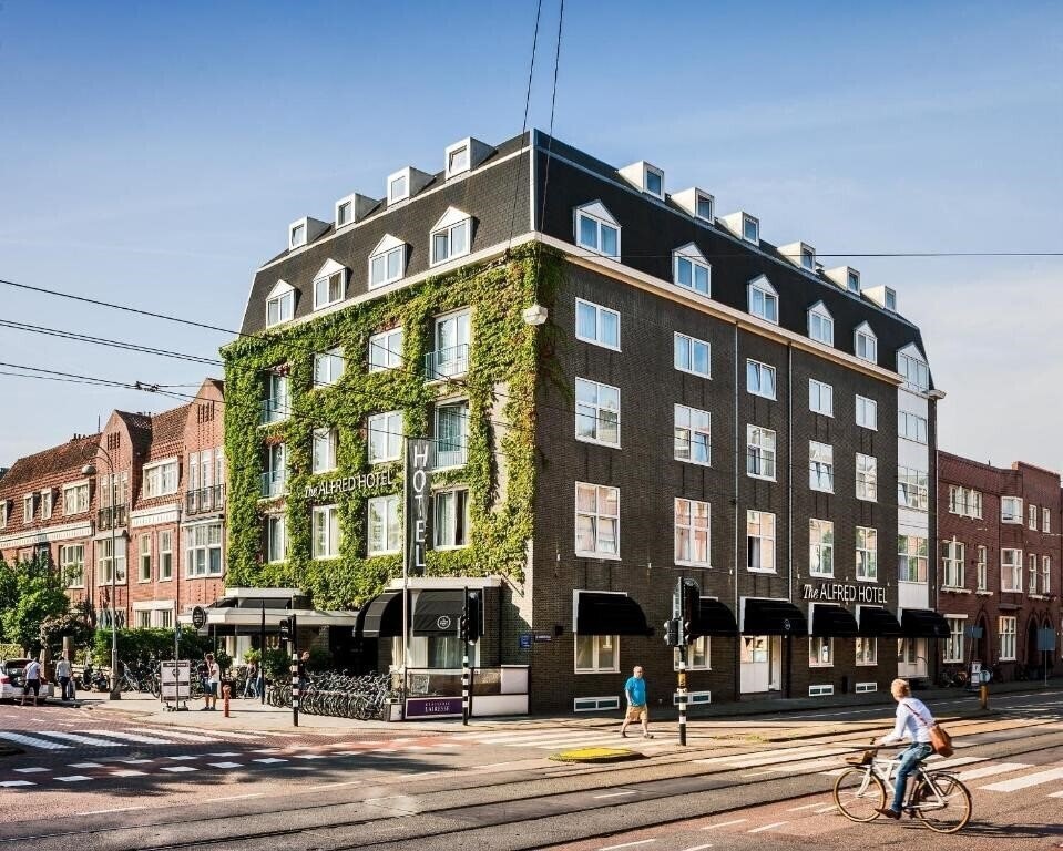 Готель The Alfred Hotel 3*