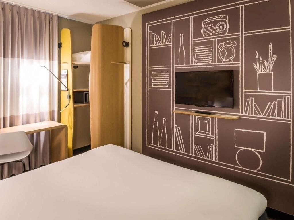Фото Ibis City West 3*